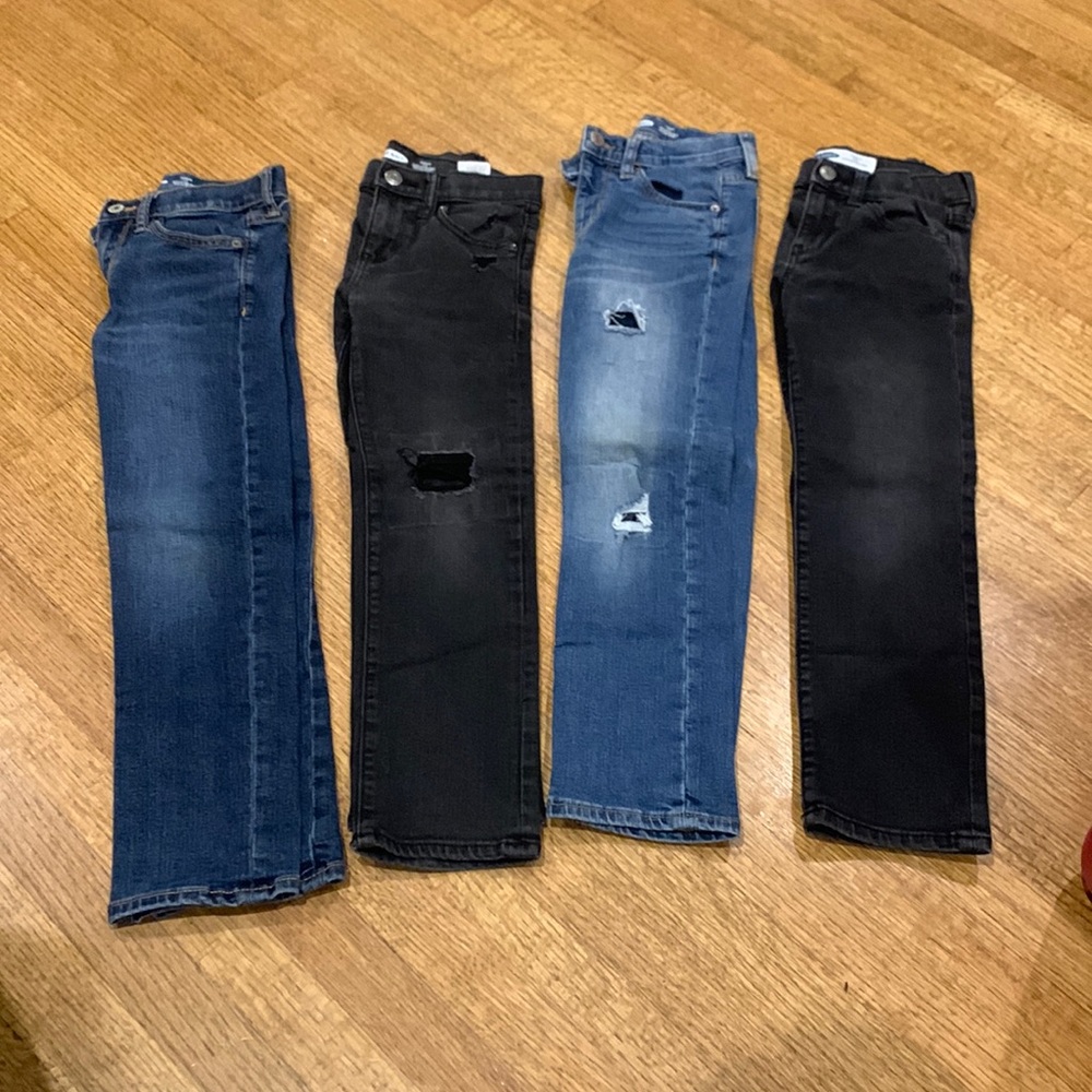 (4) boys Old Navy jeans size 7 Karate Slim jeans